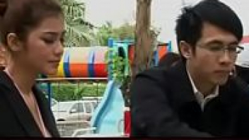>ดูหนังRไทย ลอดรักลายมังกร (2010) น้องแนท เกศริน ควงคู่เอมมี่ นมใหญ่เท่าหัวเด็ก กับบทเจ้าสัวหนุ่มเย็ดเมียสาวสองคน อีกคนดาวโป๊ไทยอีกคนนักศึกษาลีลาเด็ดxxxx