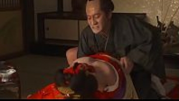 >หนังเรทอาร์ญี่ปุ่น18+ เกอิชาซากุระ A Courtesan with Flowered Skin (2014) เอวีแนวเกอิชาสาวที่มีเอกลักษณ์รอยแผลเป็นรูปดอกซากุระ