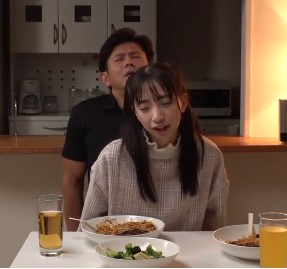 >หนังJapanxxx LULU-007 เด็กเริ่มเงี่ยน เสี้ยนหีชอบปี้พ่อตลอดเวลา Kotone Fuyue
