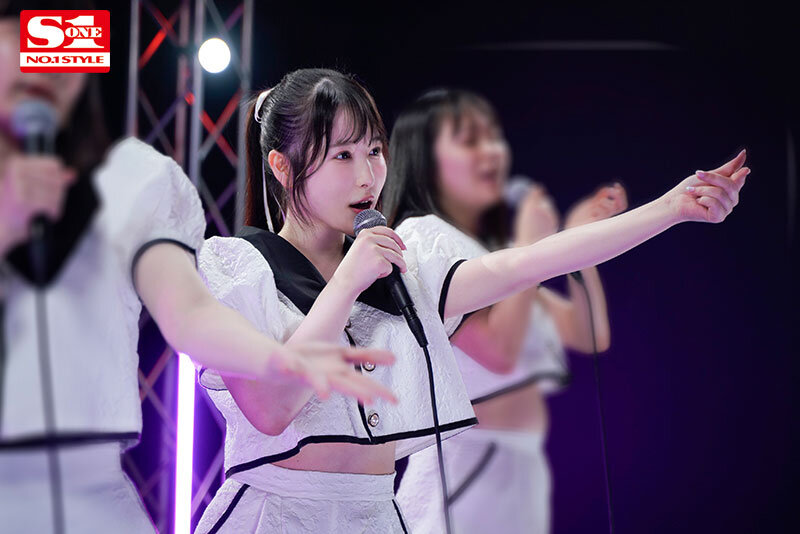 >ไอดอลที่ฉันชอบคือสาวปาร์ตี้เซ็กส์ซี่ที่อยากออก SSIS-953 av japan