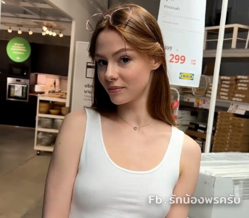 >เอวีต่างชาติ ArinaFox – Walk Through Bedroom Store With Step Sister