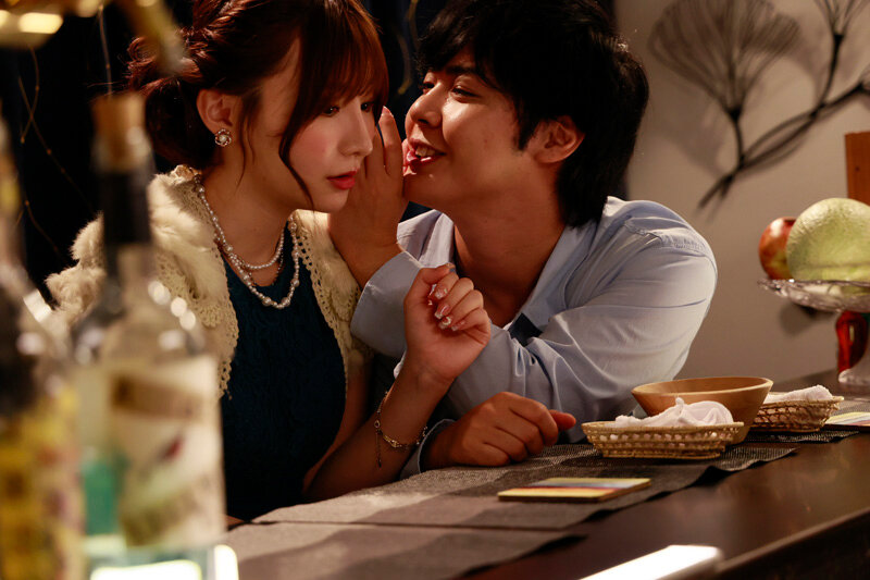 >SILKU-113 เจอคนคุยสมัยเรียนที่ร้านบาร์ Nia